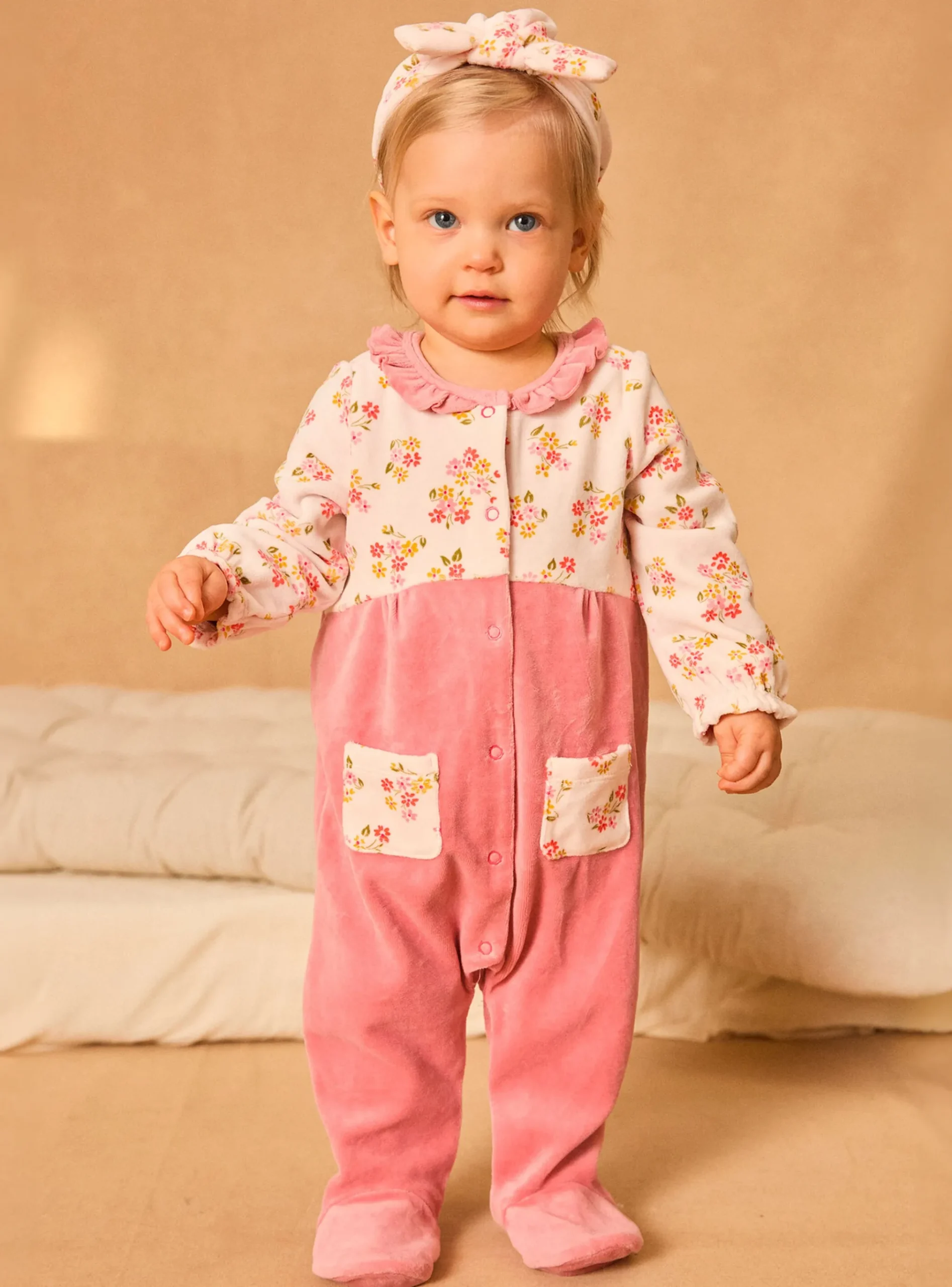 Sergent Major Pyjama & Grenouillère-Dors-bien en velours avec bonnet