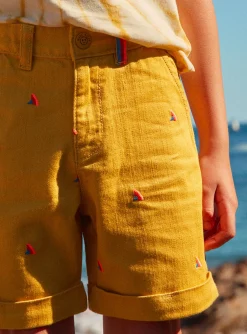 Sergent Major Bermuda-Short moutarde &agrave; broderies aileron de requin multicolores