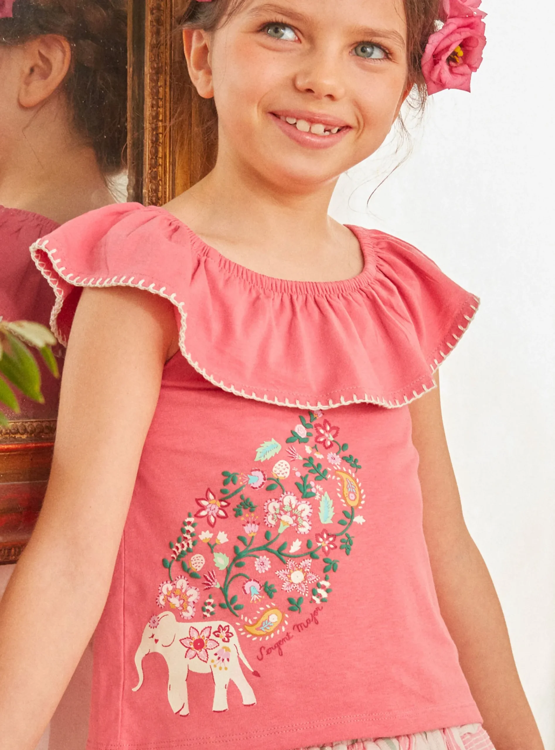 Sergent Major Blouse & T-shirt-T-shirt rose avec éléphant